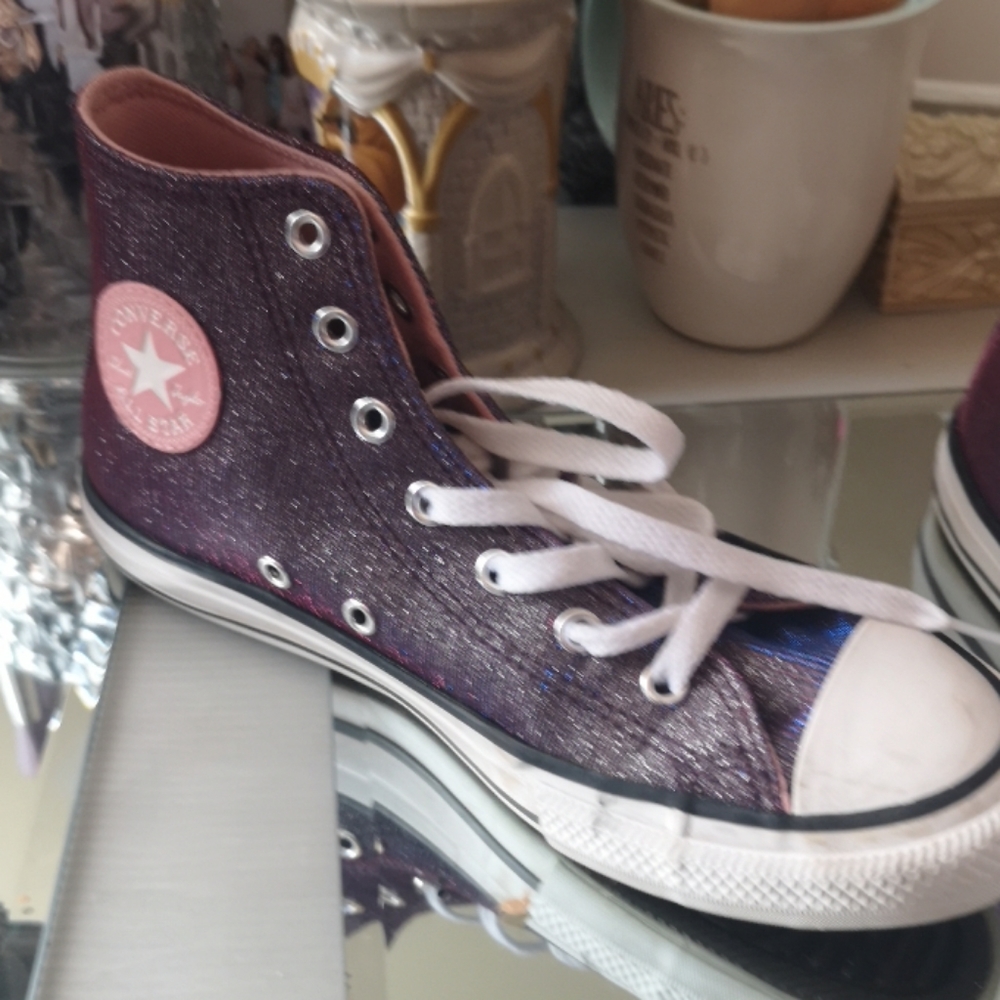 Converse - Picture 2 of 6